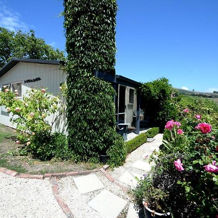 L'Abri Bed And Breakfast Akaroa Exterior foto